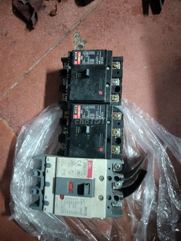 Thiết bị điện LS MCCB ABE 53B 30A. Mua bán Nội thất, đồ gia dụng khác tại Huyện Thanh Trì Hà Nội được đăng bởi vu hà hình 1