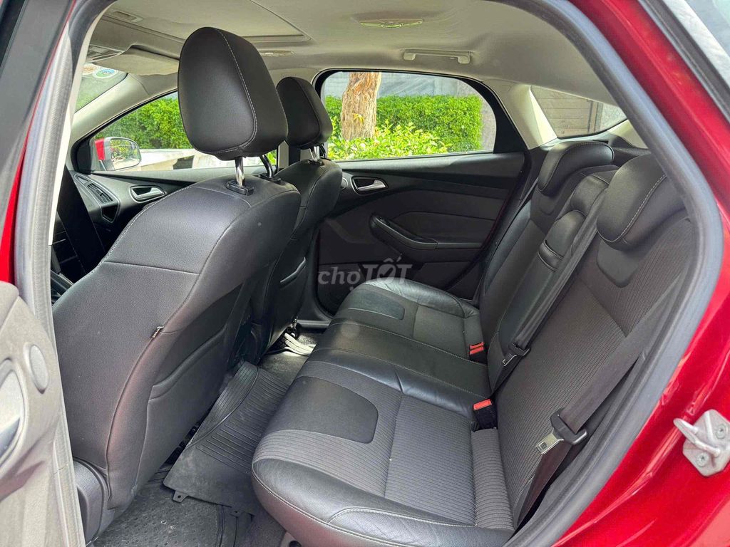 Focus Sport 2014 hatchback 1 chủ sủ dụng.. Mua bán Ô tô tại Quận 1 Tp Hồ Chí Minh được đăng bởi Quynh Nguyen hình 3