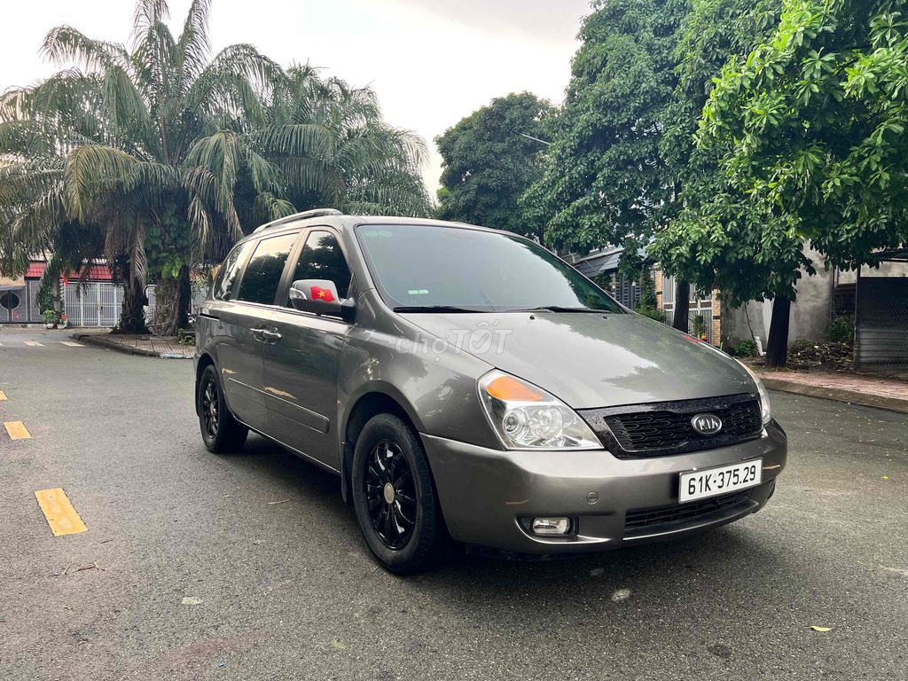 Kia Carnival 2011 -Nhập Hàn 8 Chỗ-Tự Động Đẳng Câp. Mua bán Ô tô tại Thành phố Dĩ An Bình Dương được đăng bởi Hiếu Auto Nghĩa Phát hình 2