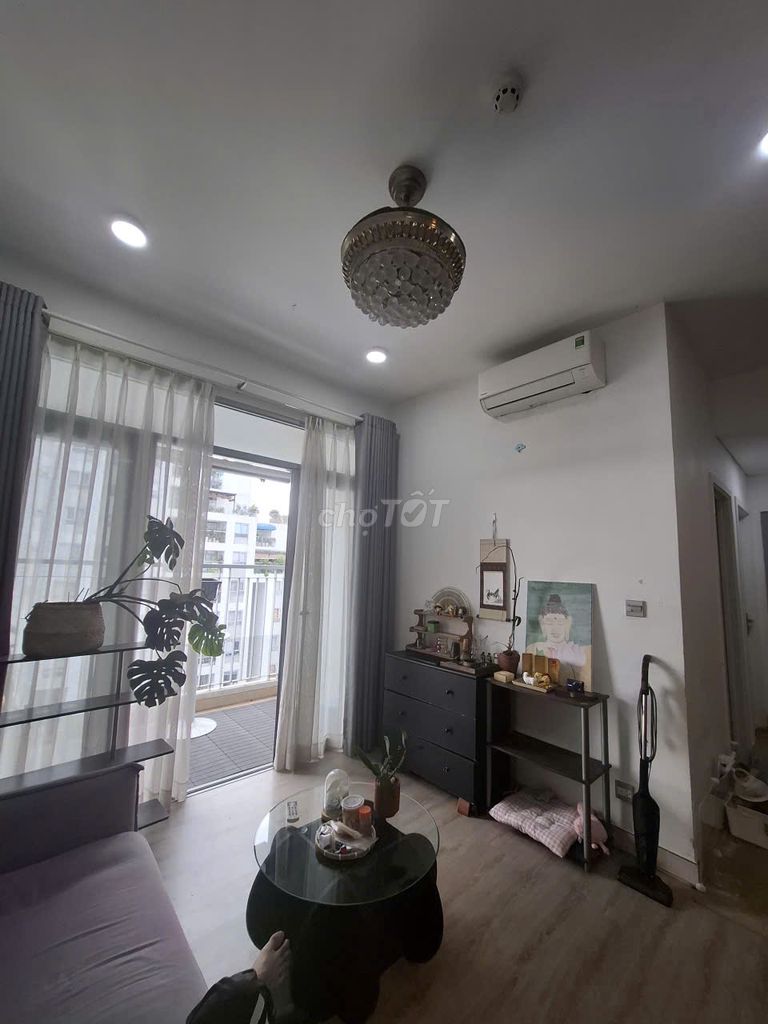 Cho thuê căn hộ Luxgarden 77m2, 2PN - có nội thất - giá 9tr 