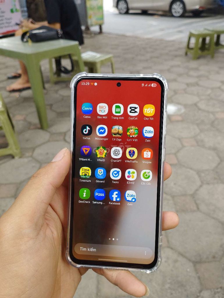 Samsung S23 FE Trắng Đã sử dụng. Mua bán Điện thoại tại Thị xã Sơn Tây Hà Nội được đăng bởi Phúc Lộc hình 1