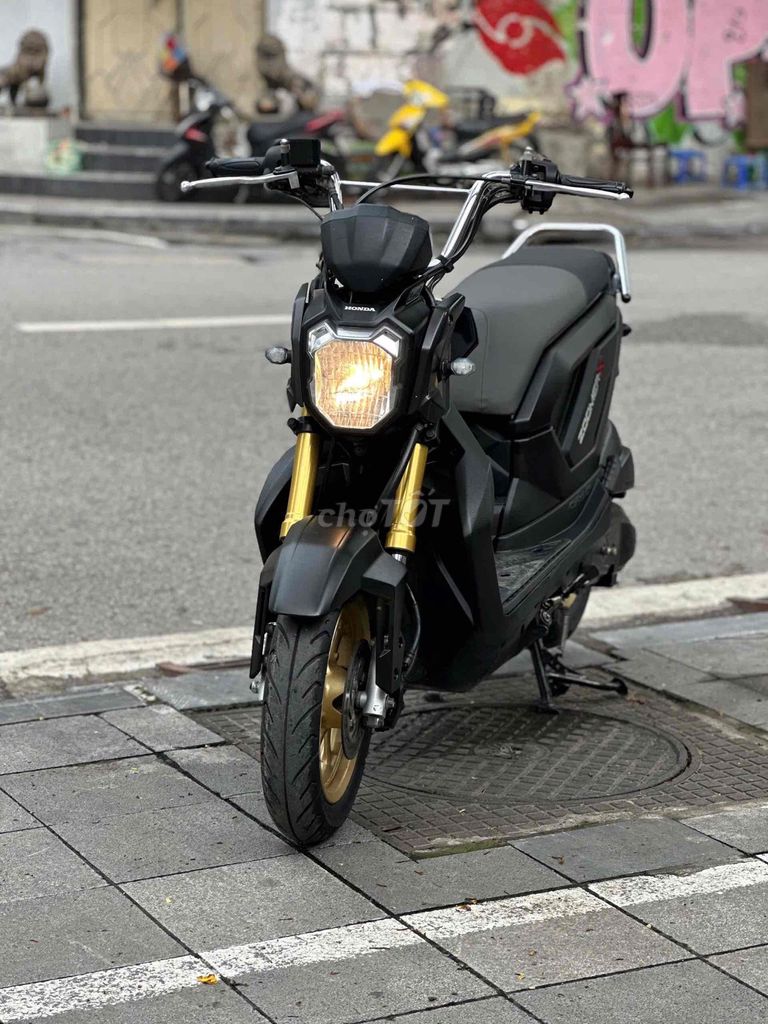 XE MÁY 68 - Zoomer X 2016 Đen Sần Lướt. Mua bán Xe máy tại Quận Hai Bà Trưng Hà Nội được đăng bởi Đức Anh hình 1