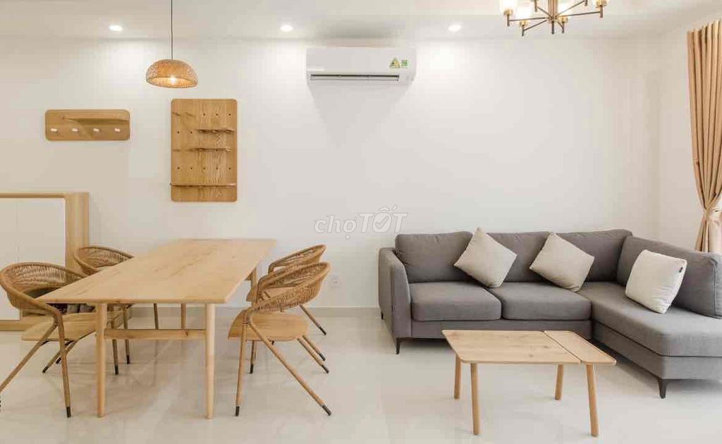 [Hàng hot] Lavita Charm cho thuê 3 phòng ngủ full nội thất đẹp 14tr