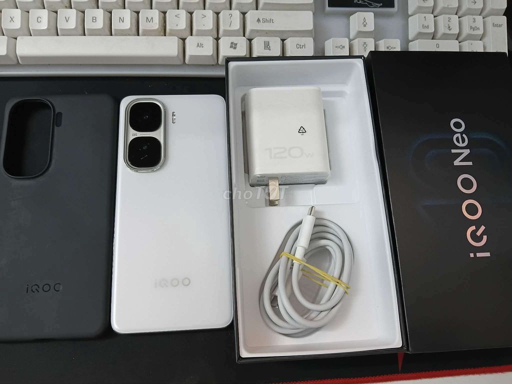 iQOO Neo10 Pro+ Trắng đẹp. Mua bán Điện thoại tại Thành phố Thủ Đức Tp Hồ Chí Minh được đăng bởi phuongtran hình 1