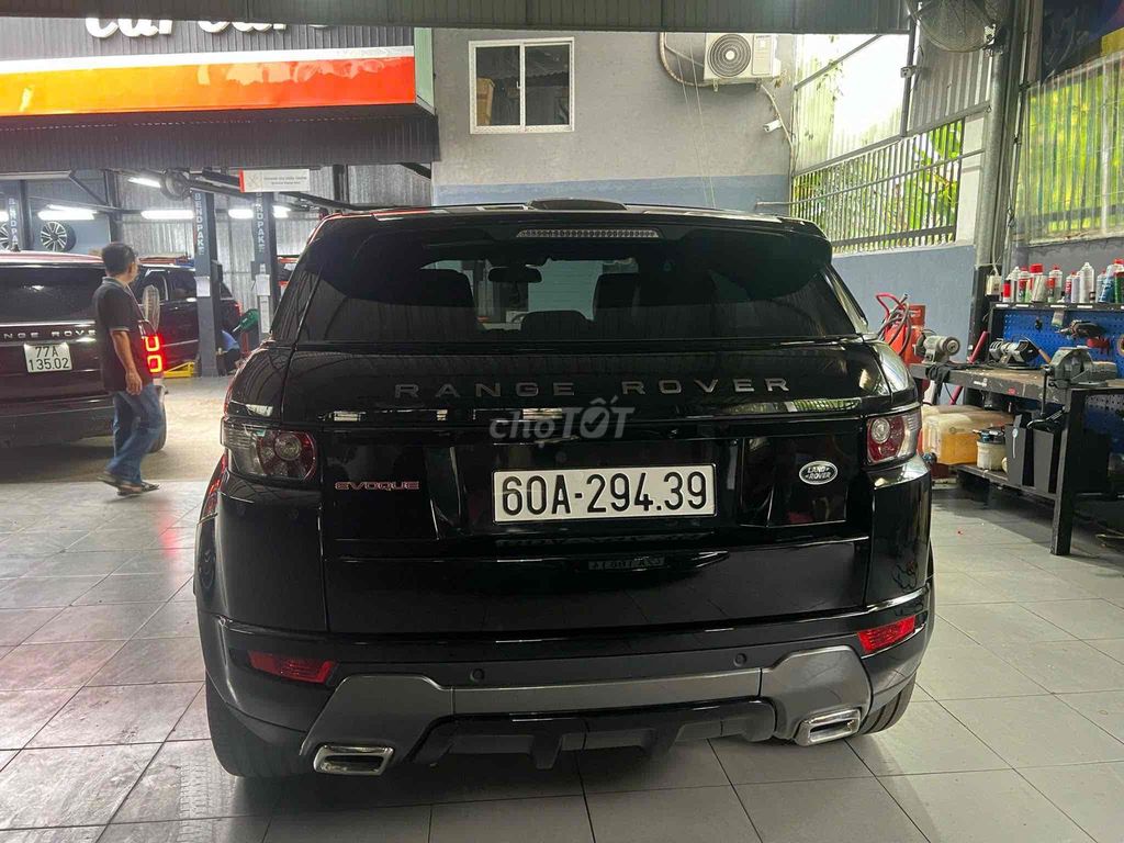 Cần bán con xe Range Rover Evoque tâm huyết!. Mua bán Ô tô tại Thành phố Thủ Đức Tp Hồ Chí Minh được đăng bởi Quốc Đại hình 3