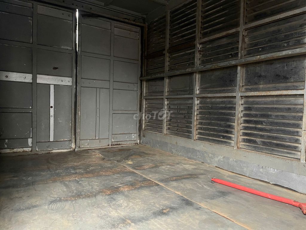 Kia K3000s 2012 thùng kín chất rin mộc. Mua bán Xe tải, xe ben tại Huyện Tân Phú Đồng Nai được đăng bởi Salon AUTO THÀNH TRUNG Đồng Nai hình 12