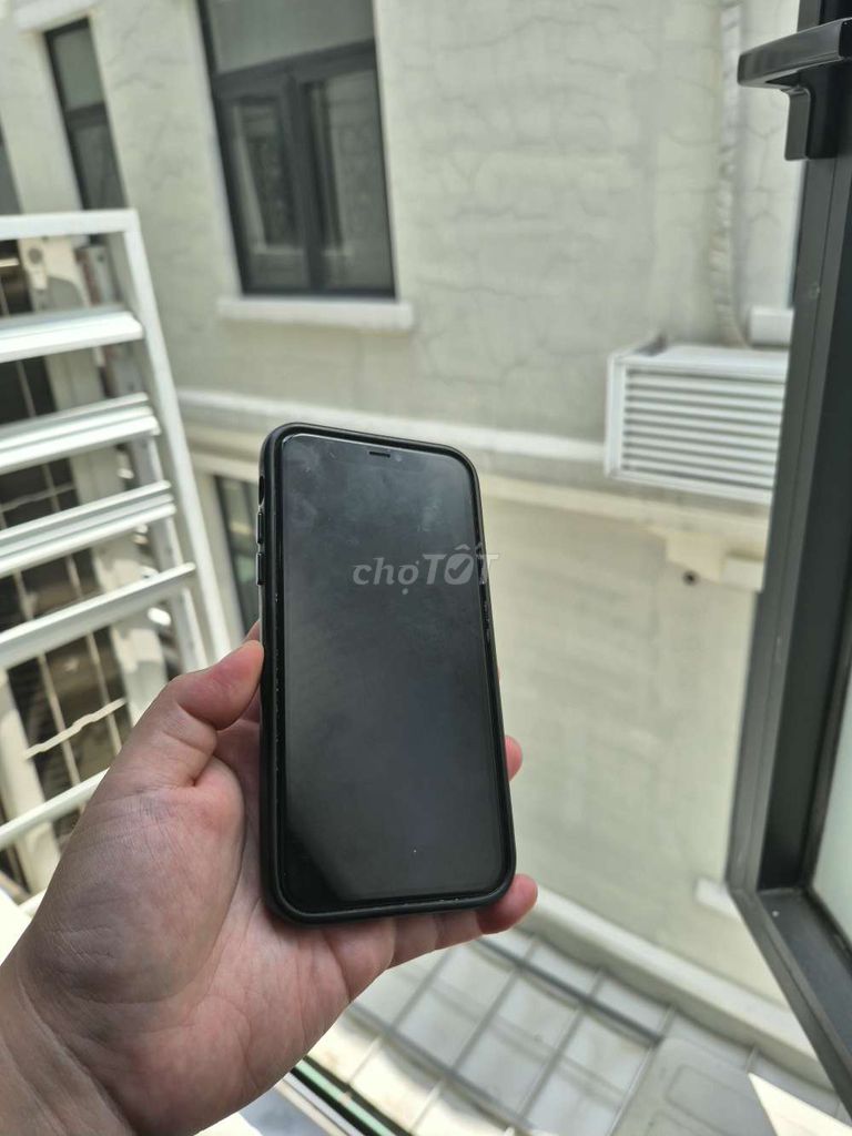 Apple iPhone 11 64GB Đen hở màn. Mua bán Điện thoại tại Thành phố Thủ Đức Tp Hồ Chí Minh được đăng bởi Dung hình 1
