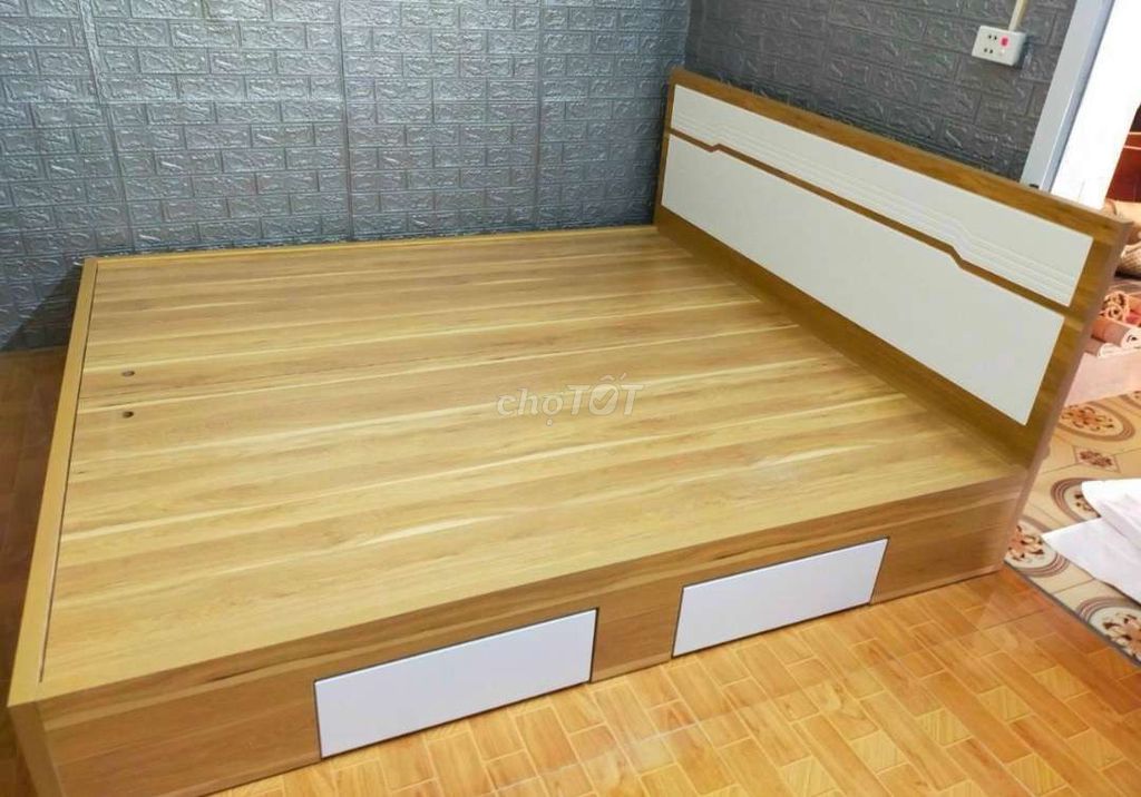 GIƯỜNG GỖ CÔNG NGHIỆP (MDF) 1M8×2M CÓ SƠNĐẦUGIƯỜNG