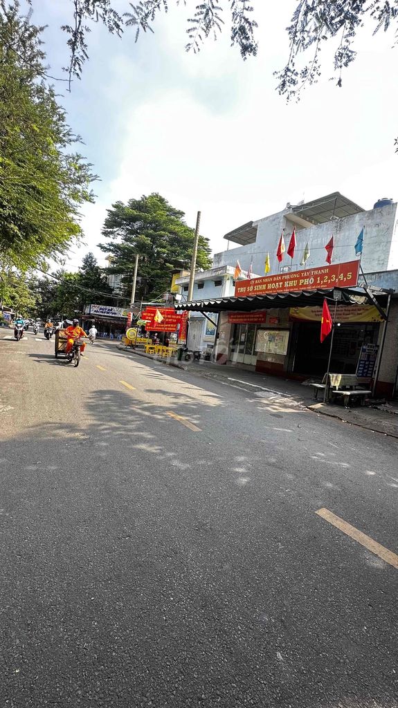 Rent · 2 bd · 240 м² · Quận Bình Tân, ул. Đường Số 5