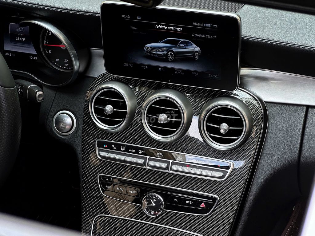 Mercedes C Class C300 AMG 2017  xe đi ít, màu đẹp. Mua bán Ô tô tại Quận Long Biên Hà Nội được đăng bởi Long Biên Cars hình 18
