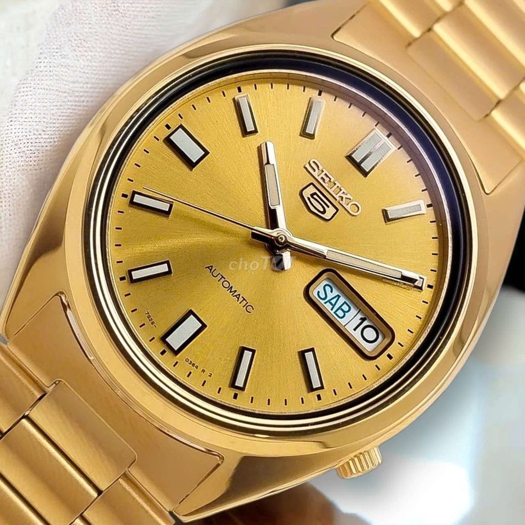 Seiko 5  Full Gold 37mm. Cho anh em tay nhỏ vừa