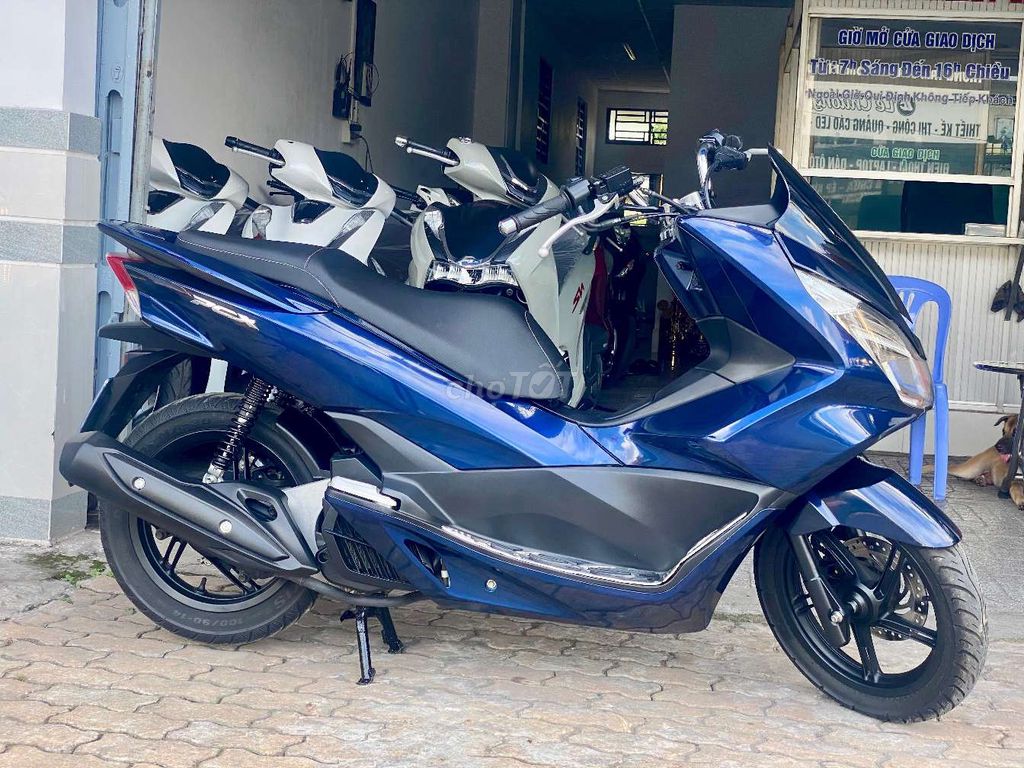Honda PCX Fi 2016 khóa chìa máy Zin êm. Mua bán Xe máy tại Quận Ninh Kiều Cần Thơ được đăng bởi Xe Máy TÂN LIÊN HƯNG 1 91B hình 3