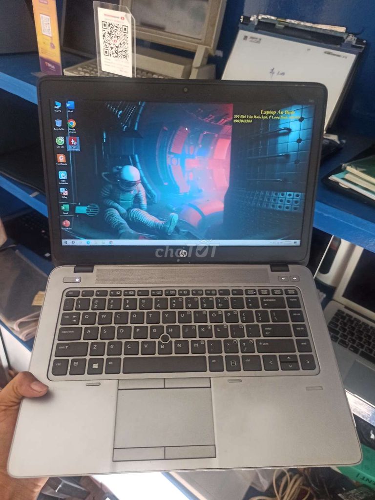 Hp 745g2.AMD A8 pro.Ram 8g.ssd 256g.pin good