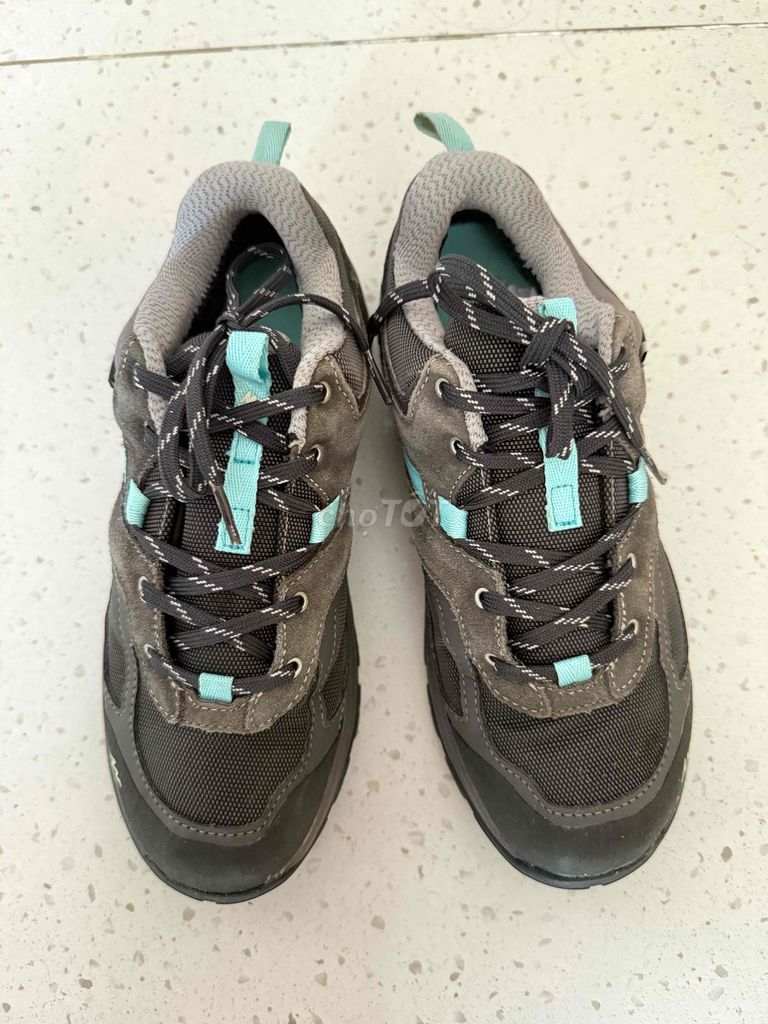 Giày leo núi nữ Decathlon Quechua. Mua bán Đồ thể thao, Dã ngoại tại Huyện Nhà Bè Tp Hồ Chí Minh được đăng bởi Nguyễn Thị Thu Trang hình 1