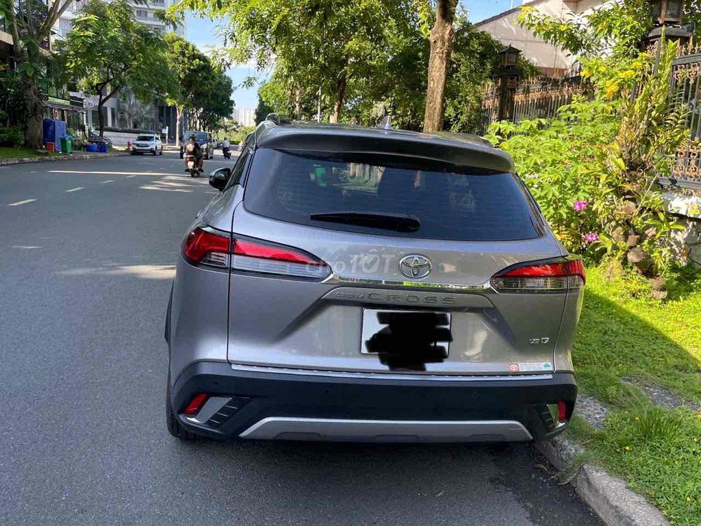 Toyota Corolla Cross 2021 1.8V - 33000 km. Mua bán Ô tô tại Quận 7 Tp Hồ Chí Minh được đăng bởi Lê Anh hình 3