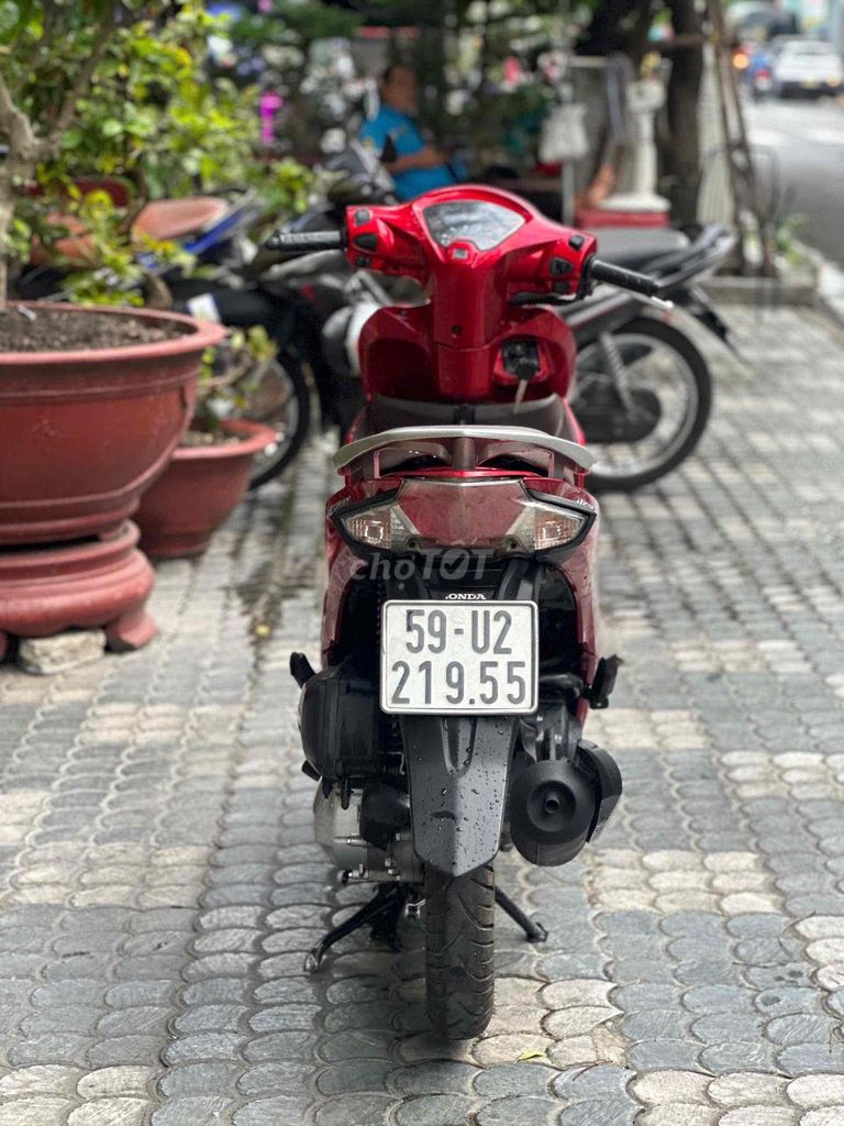 BÁN XE VISION 2018 - ĐƯA TRƯỚC 10,8🍠 LẤY XE CHẠY. Mua bán Xe máy tại Quận 10 Tp Hồ Chí Minh được đăng bởi Châu Thị Linh Chi hình 12