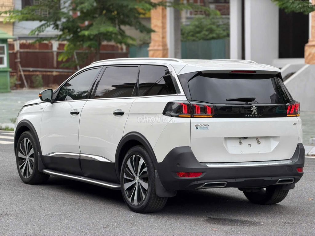 Peugeot 5008 GT 2022 Максимальная комплектация Белый 60000 км
