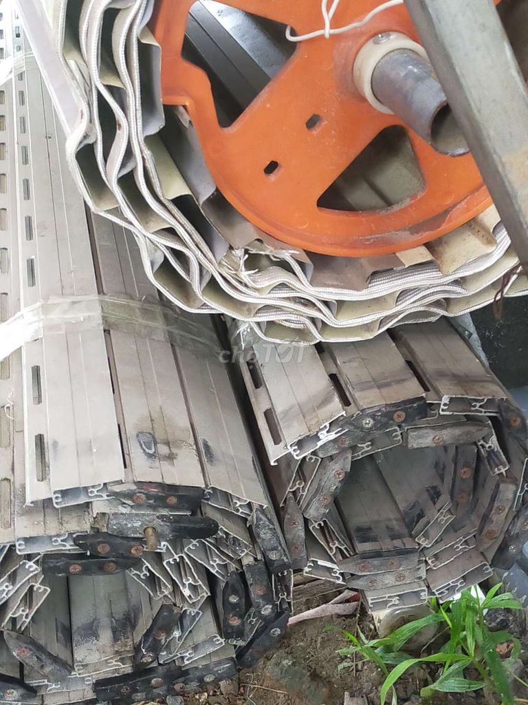 Kho cửa cuốn khe thoáng và tấm liền bán gấp. Mua bán Thiết bị vệ sinh, nhà tắm tại Quận Hoàn Kiếm Hà Nội được đăng bởi hung hình 1