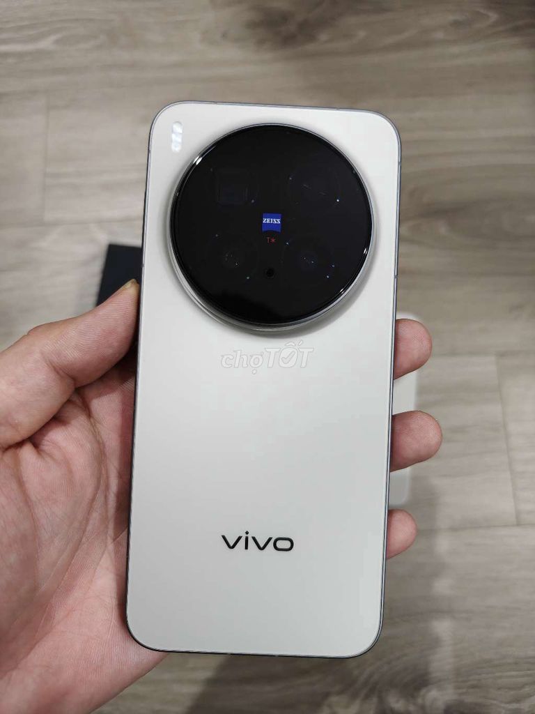 Vivo X300 Pro 256GB Fullbox đẹp Titan. Mua bán Điện thoại tại Quận Hà Đông Hà Nội được đăng bởi Mr Q hình 1