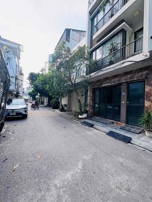 Townhouse 40 m² · 3 bed · Phố Đại Đồng Nguyễn Khoái