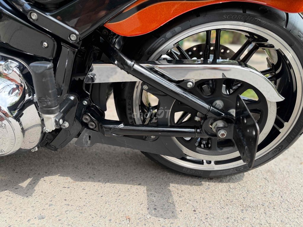 Harley Davidson Breakout 114 ABS 2019. Mua bán Xe máy tại Quận Gò Vấp Tp Hồ Chí Minh được đăng bởi Danh Phan 399 hình 17