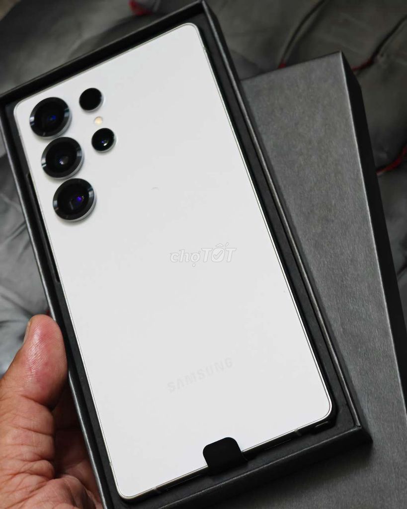 Samsung Galaxy S25 Ultra Trắng Như mới. Mua bán Điện thoại tại Quận Bình Tân Tp Hồ Chí Minh được đăng bởi Huy hình 1