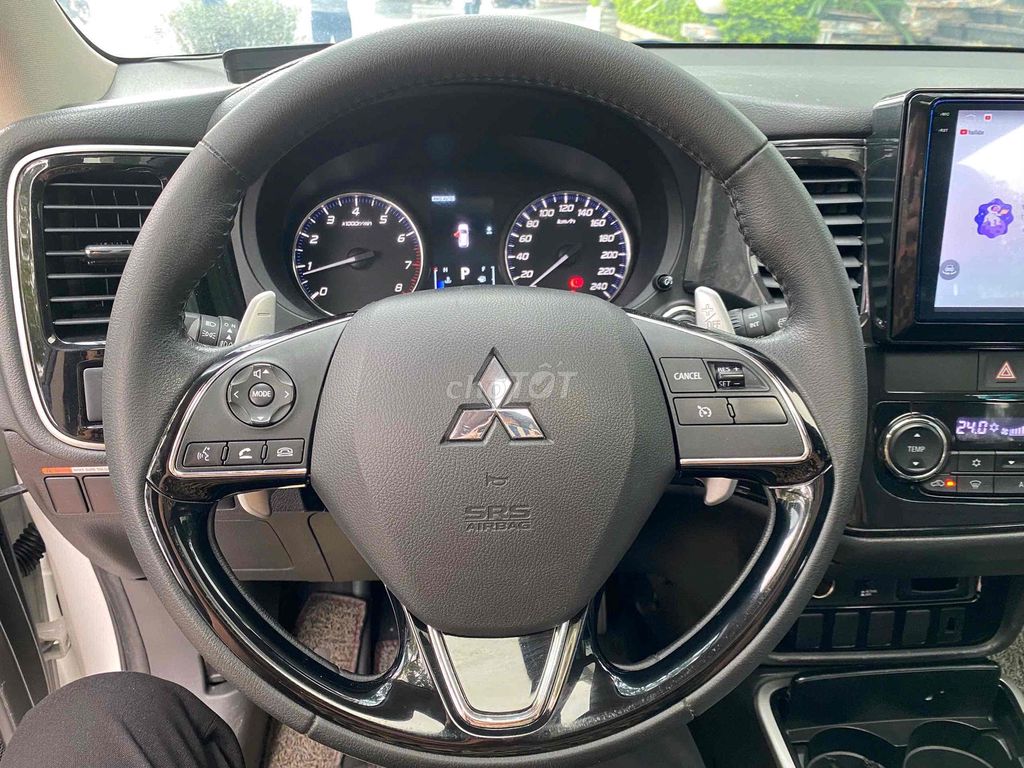 Mitsubishi Outlander 2018 2.4 Trắng. Mua bán Ô tô tại Quận Nam Từ Liêm Hà Nội được đăng bởi Auto Hoàn kều  hình 12