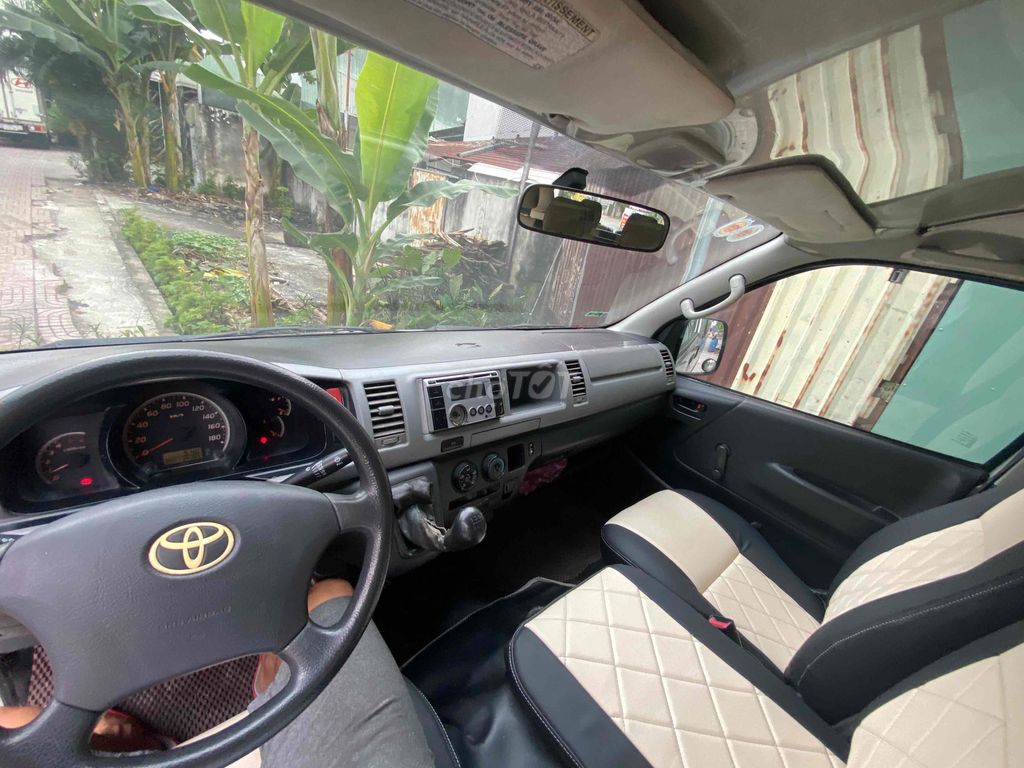 Toyota Hiace 2011 16 chỗ Xám bạc may dầu. Mua bán Ô tô tại Thành phố Thủ Đức Tp Hồ Chí Minh được đăng bởi dvvt kỳ phương  hình 5