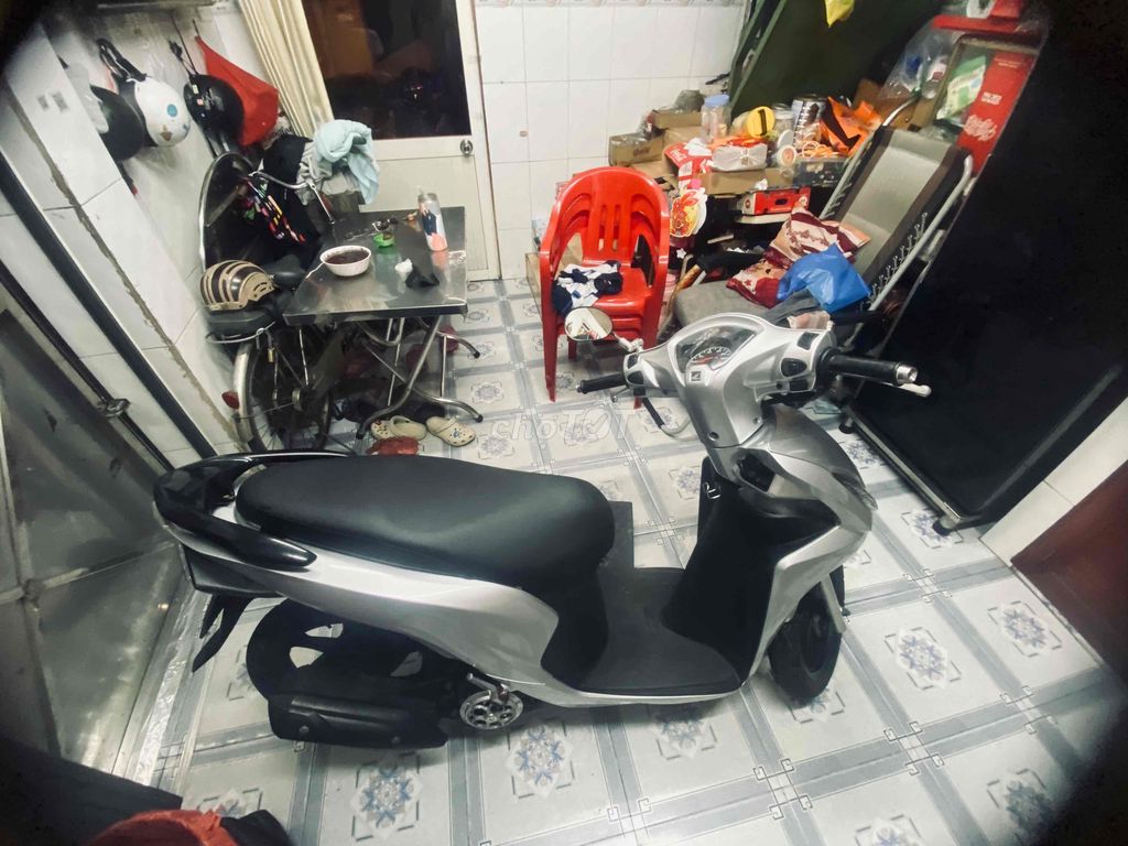 Honda Vision 2025 Bạc