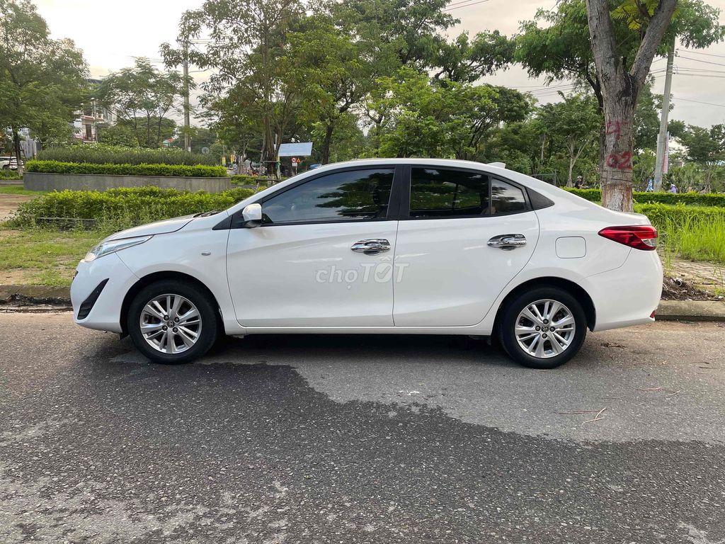 Toyota Vios 1.5MT 2018 Trắng Ghế da