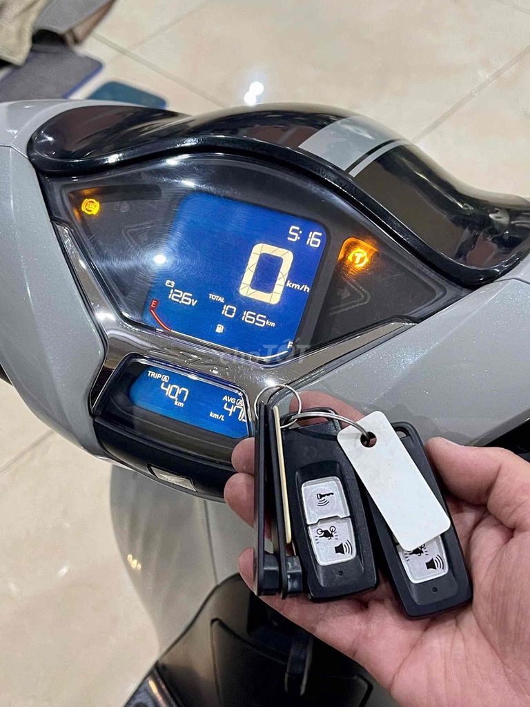 XE MÁY 68 - Honda Sh 150 Abs 2022 Xi Măng. Mua bán Xe máy tại Quận Tây Hồ Hà Nội được đăng bởi Đức Anh hình 7