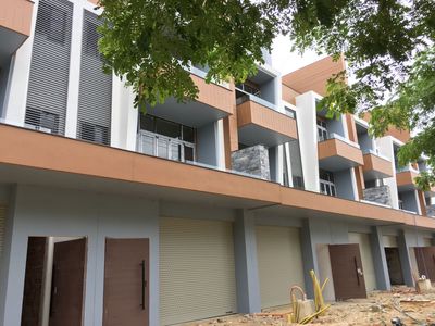 BÁN NHÀ 4 TẦNG - 412 M2 SÀN- MẶT TIỀN KINH DOANH NẠI NAM TRUNG TÂM ĐN