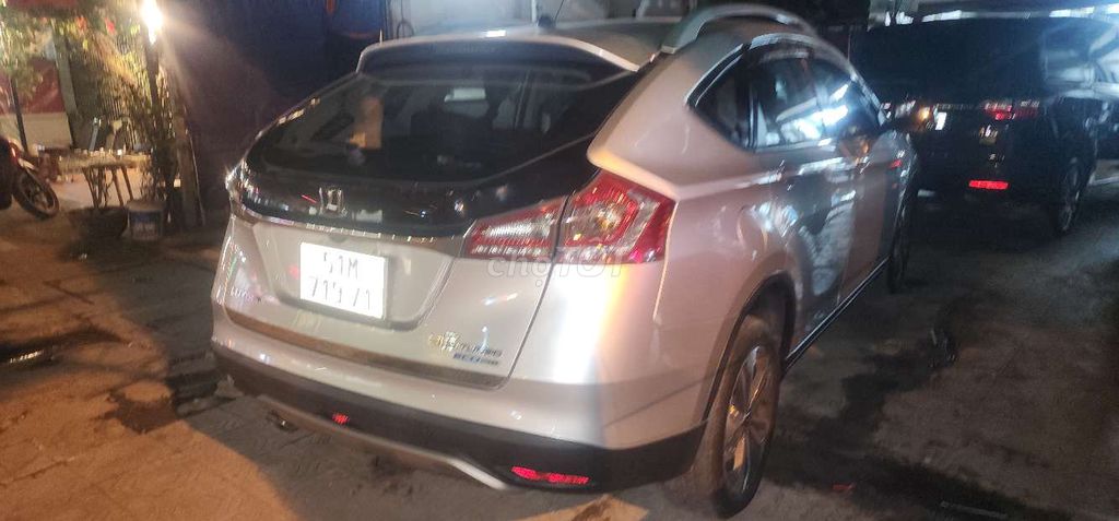 Luxgen u6 2015 - 25000 km. Mua bán Ô tô tại Thành phố Thủ Đức Tp Hồ Chí Minh được đăng bởi Khiem Huynh hình 2