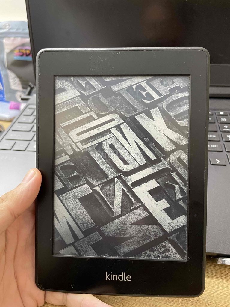 Máy đọc sách Amazon Kindle Paperwhite Đen. Mua bán Máy tính bảng tại Quận Hải Châu Đà Nẵng được đăng bởi Quang Vy hình 1