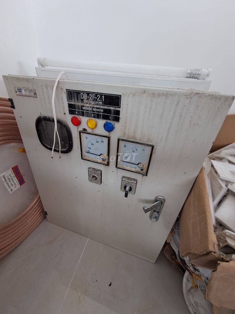 Tủ điện Kim loại 1.1 kW. Mua bán Đồ chuyên dụng, Giống nuôi trồng tại Quận 4 Tp Hồ Chí Minh được đăng bởi Pham ba Binh hình 1