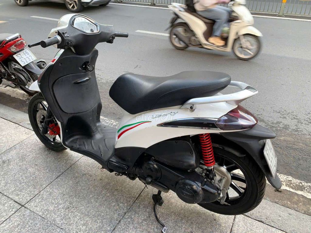 Piaggio Liberty 2012 mới 90% biển số 61. Mua bán Xe máy tại Quận Tân Phú Tp Hồ Chí Minh được đăng bởi Tuanduy hình 4