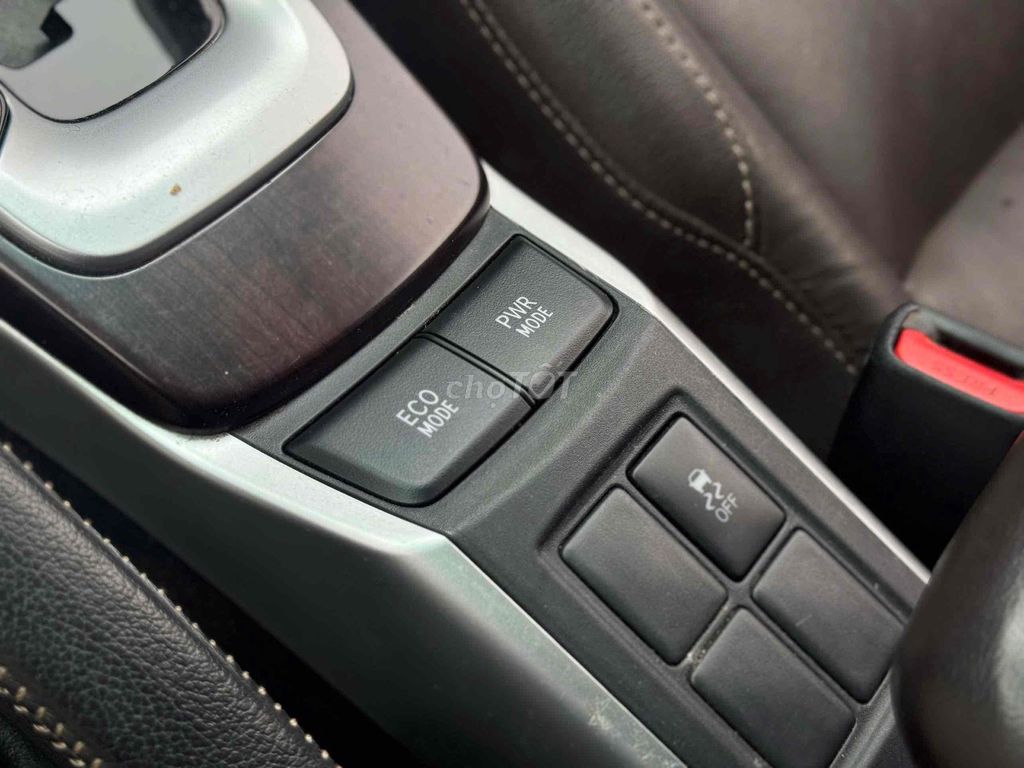 Toyota Fortuner 2018 2.7V 4x2 AT - 55000 km. Mua bán Ô tô tại Quận Cái Răng Cần Thơ được đăng bởi Quốc Việt Carpla Cần Thơ hình 12