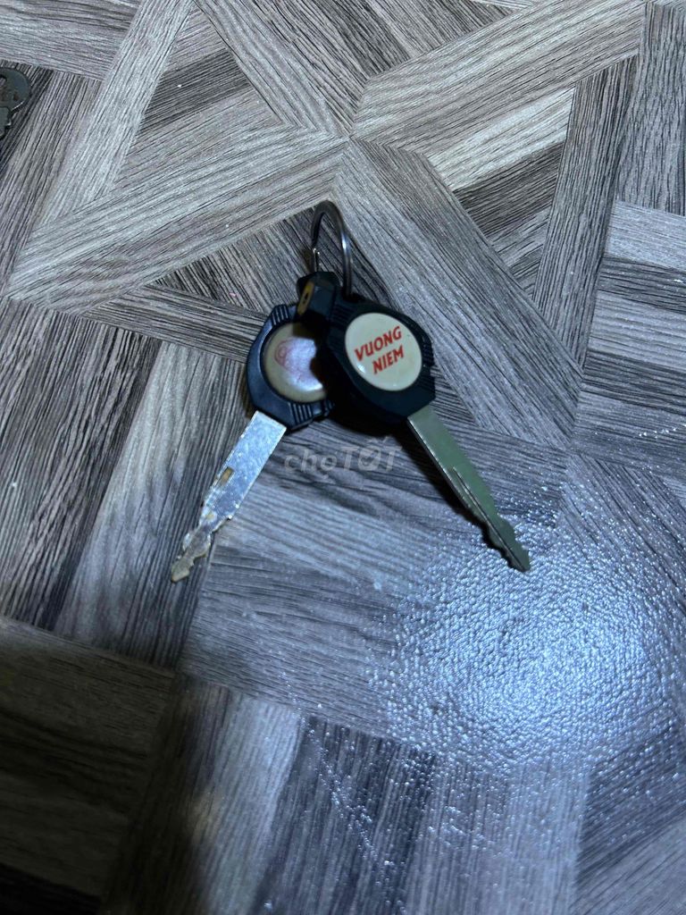 Elizabeth 2011 zin còn 2 chìa khóa. Mua bán Xe máy tại Quận 1 Tp Hồ Chí Minh được đăng bởi Trang Trang hình 1