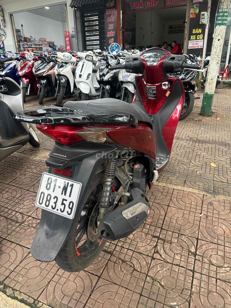 Bán Sh 125cc đời 2015 1 chủ mua mới. Mua bán Xe máy tại Thành phố Pleiku Gia Lai được đăng bởi Xe Máy Nguyễn Vũ Gialai hình 4