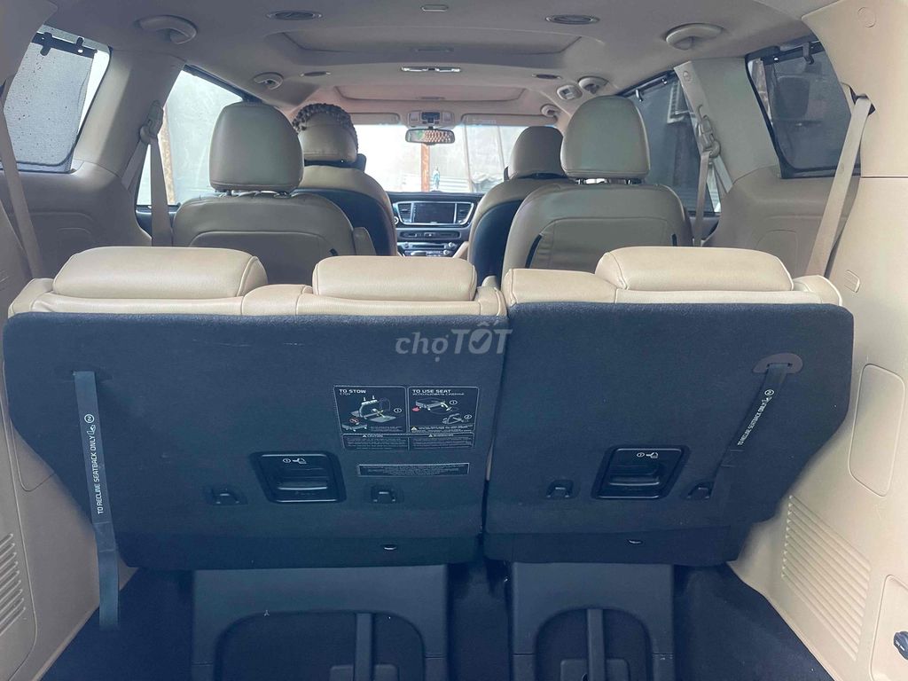 Kia Sedona 2018 2.2 DATH bản full. Mua bán Ô tô tại Thành phố Biên Hòa Đồng Nai được đăng bởi Tấn Bằng hình 13