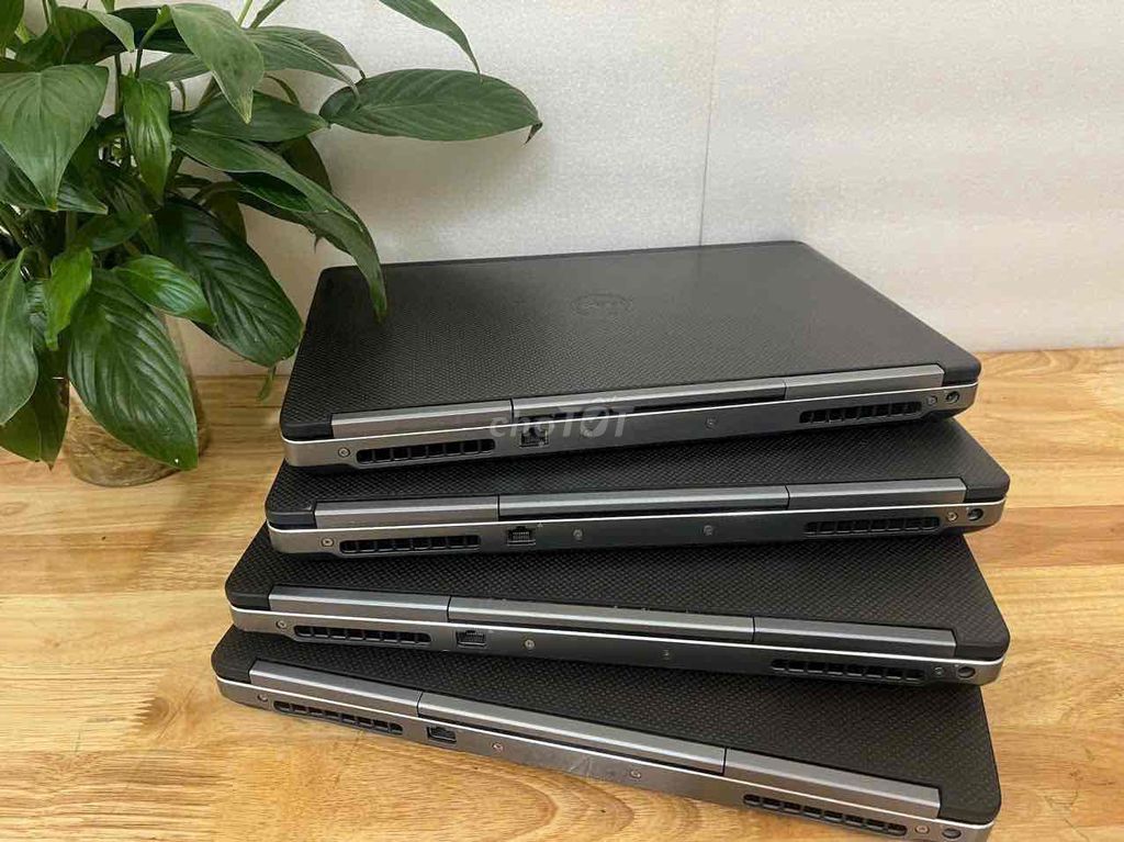 Dell Precision 7520 i7-7700HQ 15.6 inch 8GB/256GB. Mua bán Laptop tại Quận Hải Châu Đà Nẵng được đăng bởi Cty  Tin Học Phương An hình 1