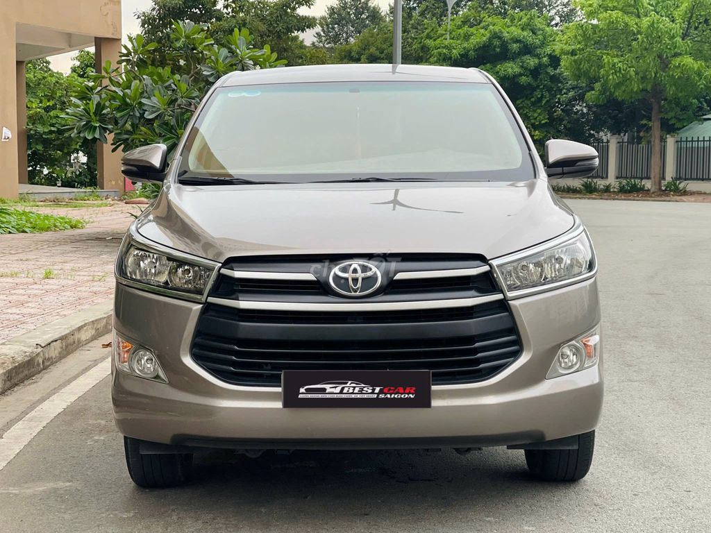 Toyota Innova 2017 2.0E - 12000 km. Mua bán Ô tô tại Quận 3 Tp Hồ Chí Minh được đăng bởi ĐỨC XE LƯỚT hình 1