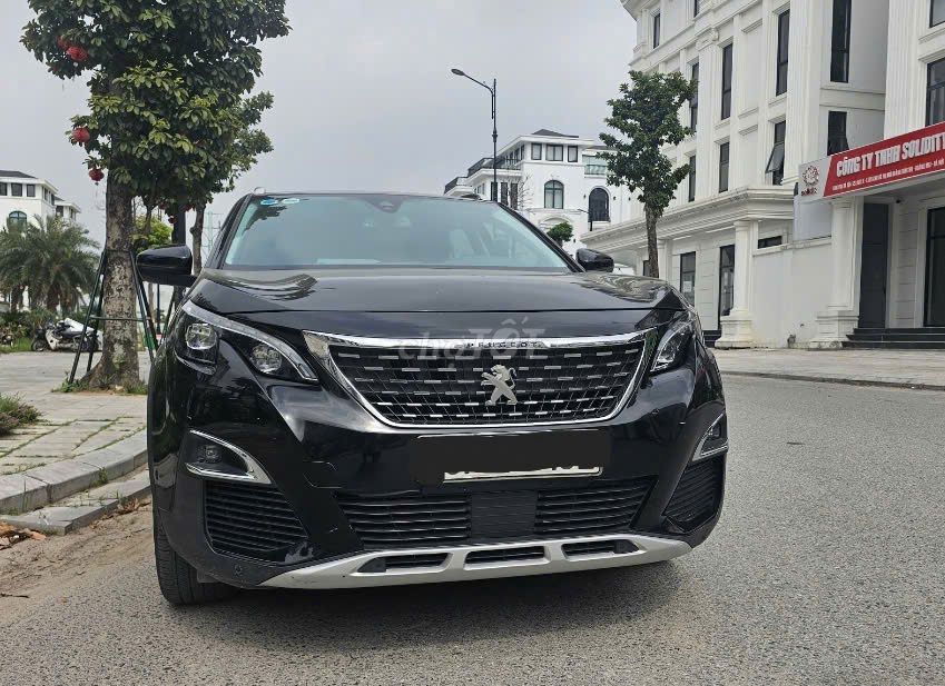 Peugeot 5008 2018 1.6L Turbo - 175000 km. Mua bán Ô tô tại Quận Hoàng Mai Hà Nội được đăng bởi tri quân hình 4