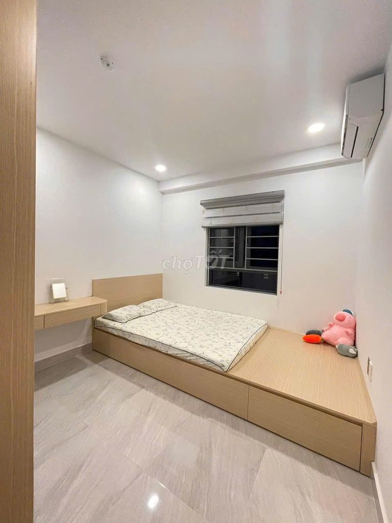 stown cần bán 2pn dt65 giá 3.6tỷ