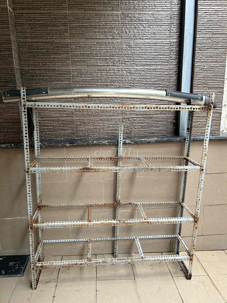 Kệ sắt lắp ráp Xám 1m55 x 1m3 4 tầng. Mua bán Tủ, kệ gia đình tại Quận Cái Răng Cần Thơ được đăng bởi THUẬN hình 1
