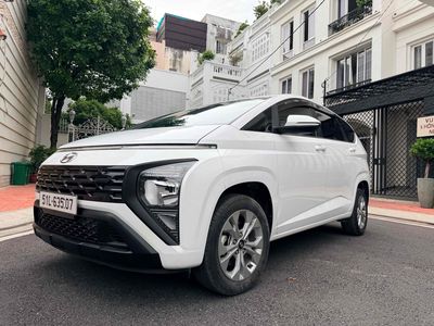 Hyundai Stargazer 1.5 số tự động 7 chỗ nhập khẩu
