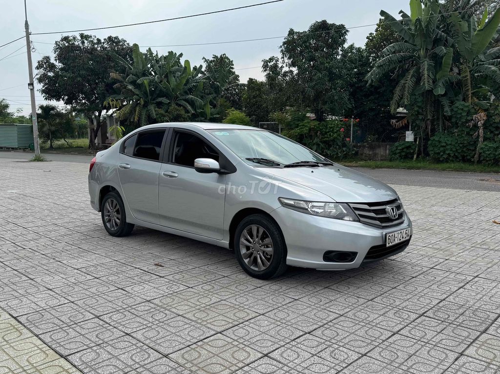 Honda City 2013 1.5 AT - 120000 km. Mua bán Ô tô tại Thành phố Biên Hòa Đồng Nai được đăng bởi Xe Lướt Uy Minh hình 3