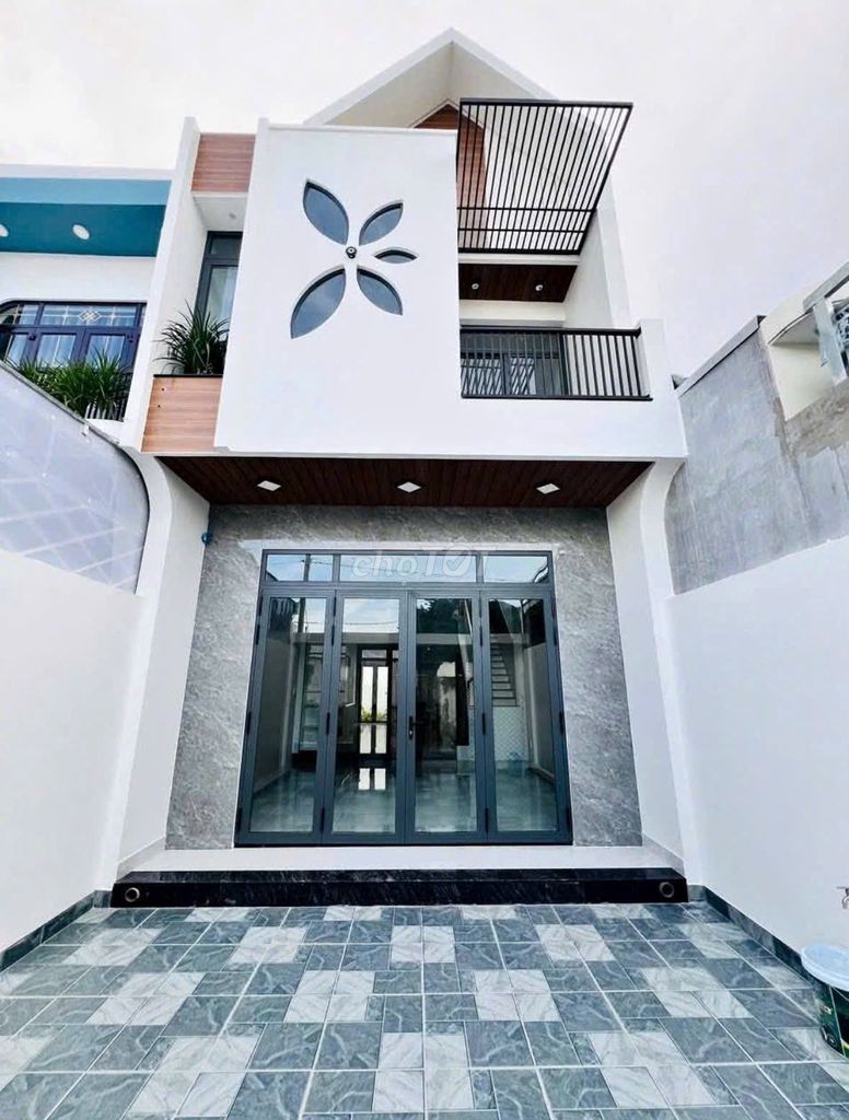 BÁN NHÀ LẦU 95M² – SỔ RIÊNG THỔ CƯ – GIÁ CHỈ 2 TỶ XX