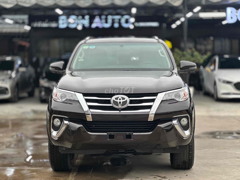 Toyota Fortuner 2018 máy dầu số tự động nhập khẩu