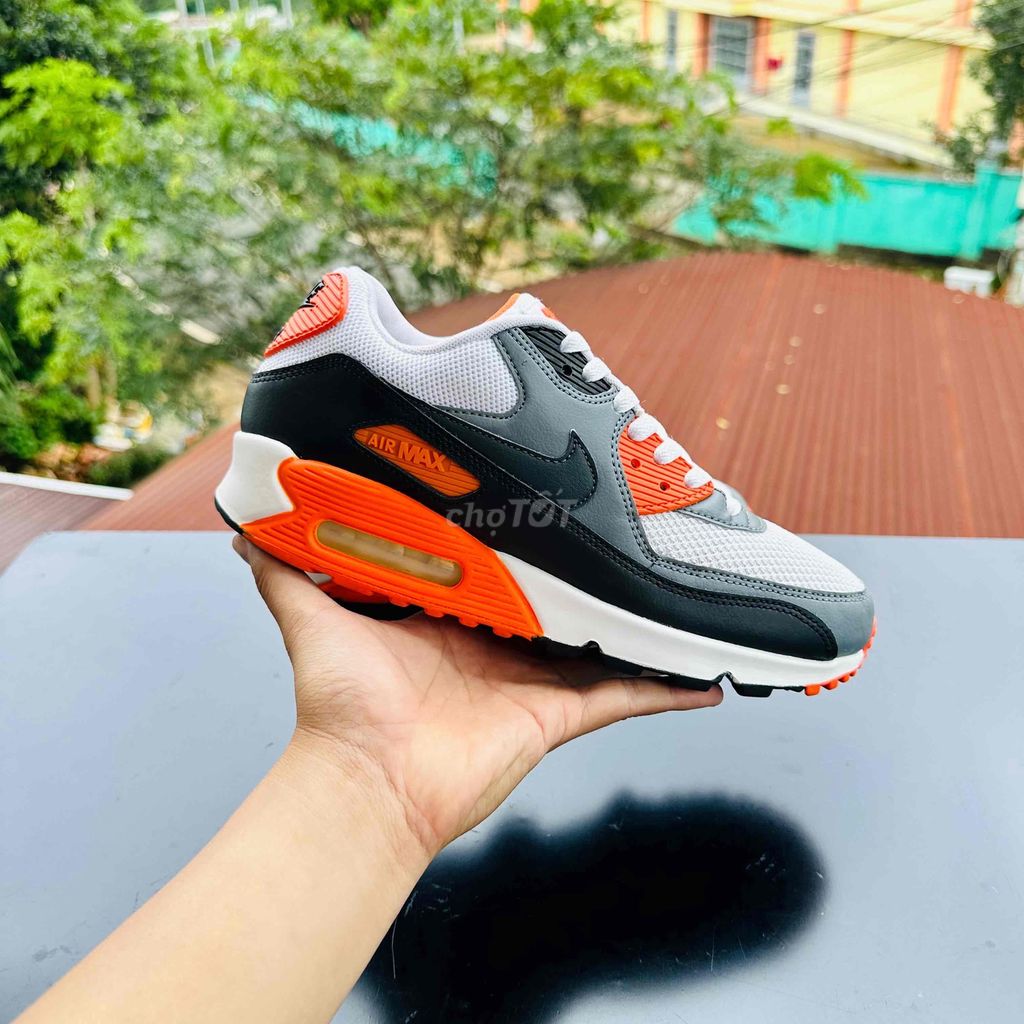 [CHÍNH HÃNG] Nike Air Max 90. Mua mới 5tr. mới 98%